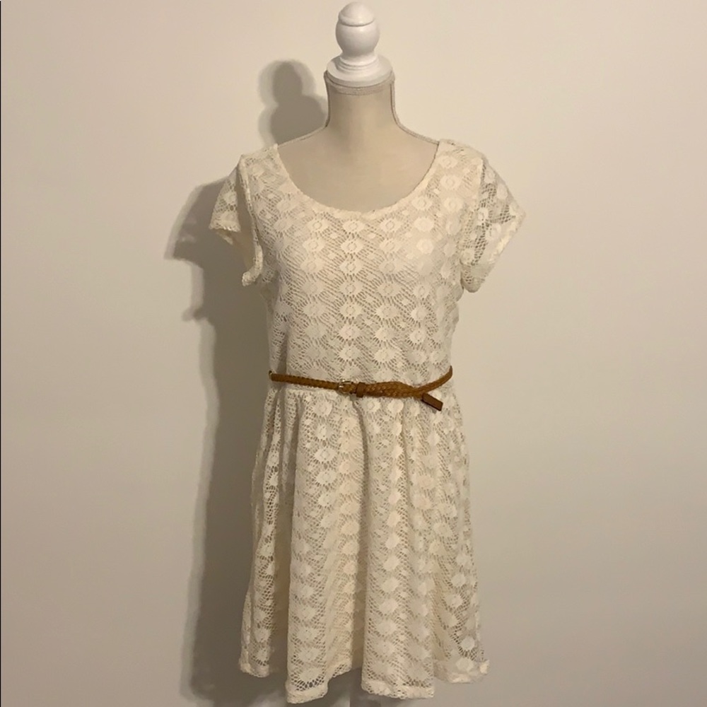 NWT Lacy Short Sleeve Dress, Size XL